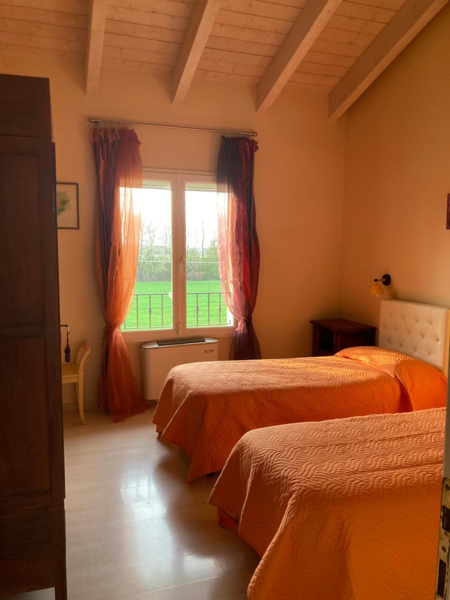 Lotus Country House Crespellano Extérieur photo